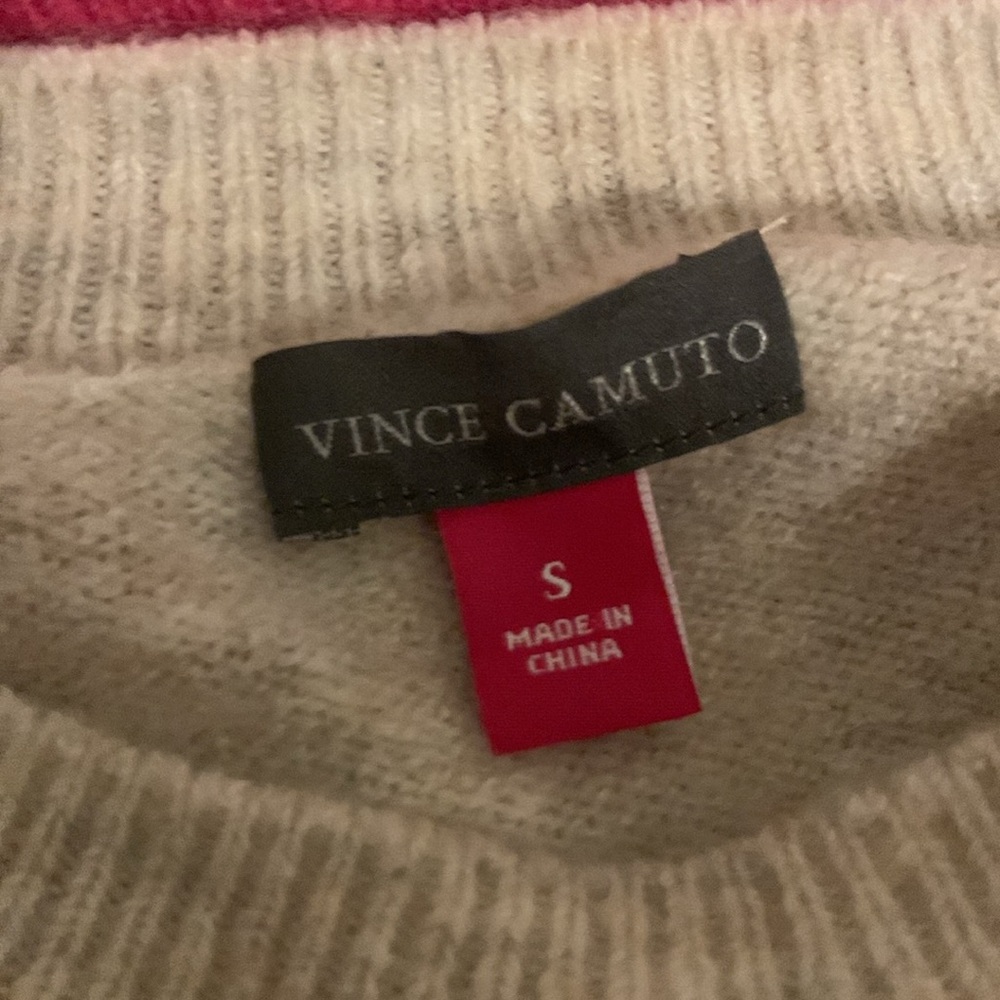 Sweaters - Picture 4 of 5